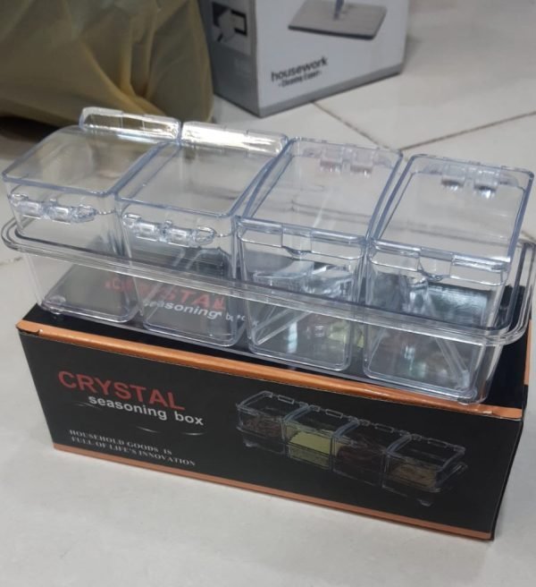 4-In1-Clear-Seasoning-Box-Crystal-Seasoning-Storage-Container-With-Spoon-05.jpeg 4 In1 Clear Seasoning Box Crystal Seasoning Storage Container With Spoon