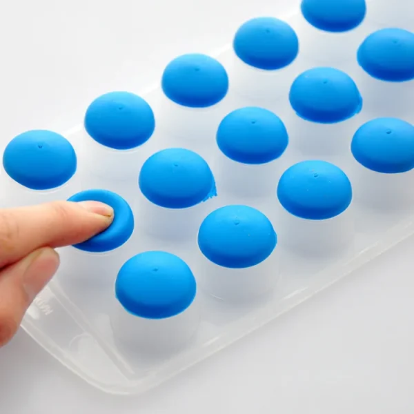 Popup Ice Cube Tray – Silicone Mould Jely Shots/ chocolate (Random Color)